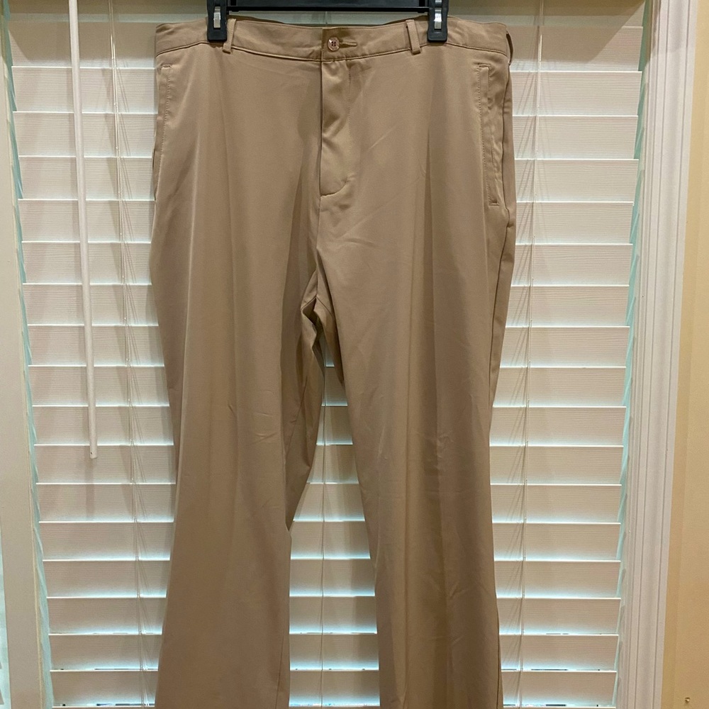 Men’s Nike Team Fit Dry Khaki Dress Pants EUC Size 38